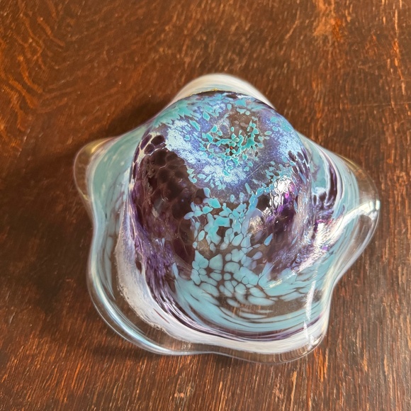 Art Glass Bowl - Picture 5 of 5